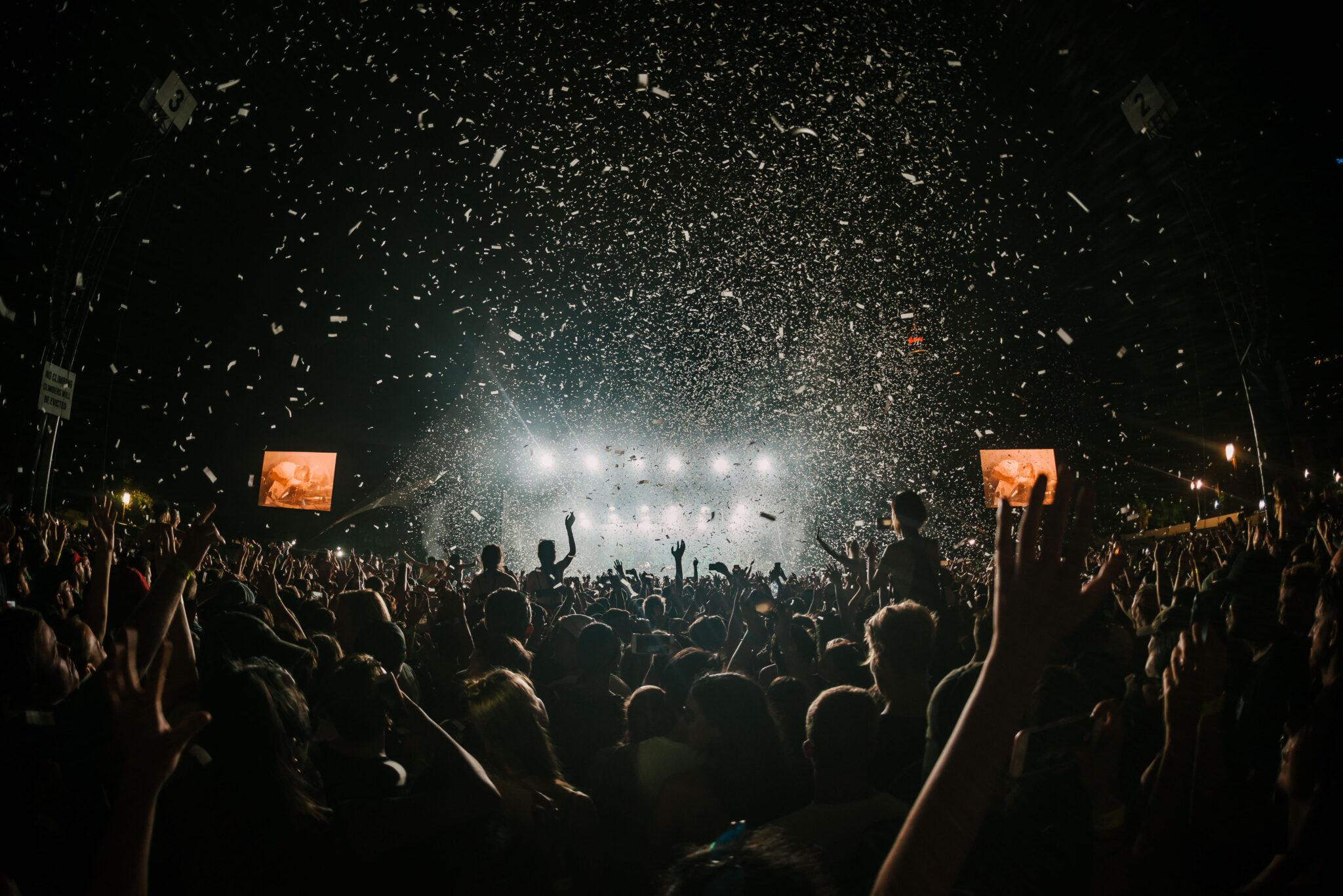 Telefoonvrije festivals met Hoozy